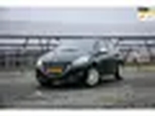 Peugeot 208 1.0 PureTech LIKE 2015 / Weinig km / 1 Jaar garantie