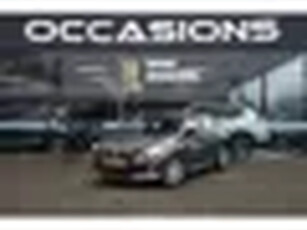 Peugeot 208 1.2 Active APPLE CARPLAY / PDC