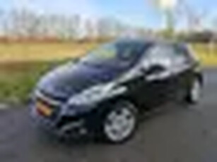 Peugeot 208 1.2 PureTech Signature Airco/Cruise/Navi/PDC