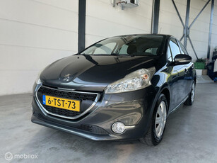 Peugeot 208 1.2 VTi Blue Lease Executive