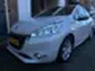 Peugeot 208 1.2 VTi Style Airco Cruise Parelmoer Wit Zeer Nette Auto