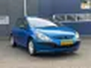 Peugeot 307 1.6-16V XT Nieuwe APK