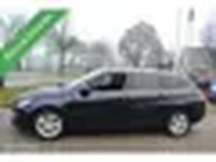 Peugeot 308 SW 1.6 BlueHDI Blue Lease ExecutivePanodakNavi