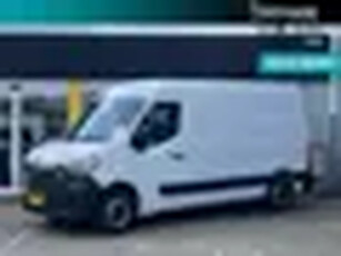 Renault Master T33 2.3 dCi 135 L2H2 Comfort Trekhaak Navigatie DAB Airco Parkeersensoren