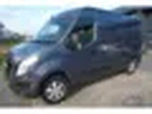 Renault Master T35 2.3 dCi 135 L2H2 (bj 2021)