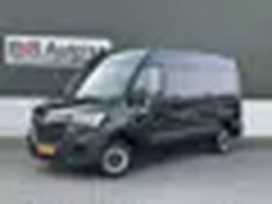 Renault Master T35 2.3 dCi 135 L2H2 Cruise Navigatie Airco All Season banden Goed onderhouden