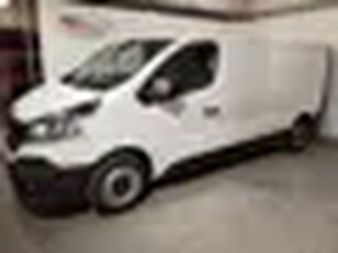 Renault Trafic 1.6 dCi 125pk T29 L2H1 92kw 3 Pers. Comfort Energy Airco / Navi / Camera / Trekhaak