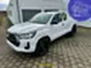 Toyota Hilux 2.4D-4D 4x4 - PICKUP - AIRCO (bj 2025)