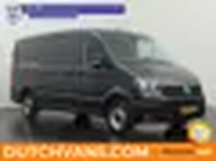 Volkswagen Crafter 2.0TDI 140PK L3H2 Highline Navigatie Camera Betimmering Airco