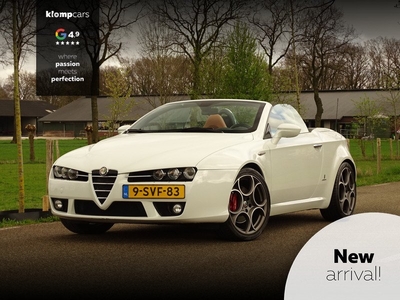 Alfa Romeo Spider 2.2 JTS Exclusive | Squadra | Xenon | Bose | 19 inch | topstaat!