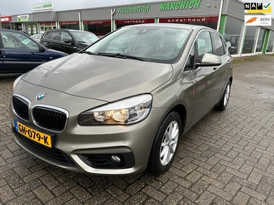 BMW 2-serie Active Tourer 214d Essential|LAGE KM|