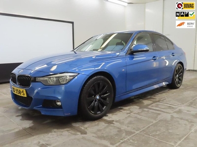 BMW 3-serie 320i 184PK M Sport Edition+Volleder+Xenon+Navigatie+Flippers+Vitrual++Privacy-Glass = SUPER !!