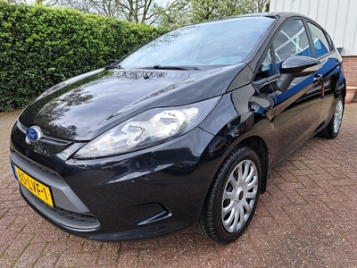 Ford Fiesta 1.25 Limited AIRCO/ELEK PAKKET NIEUWE APK 60PK