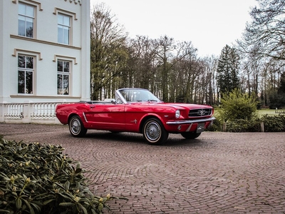 Ford Mustang Convertible 289 V8