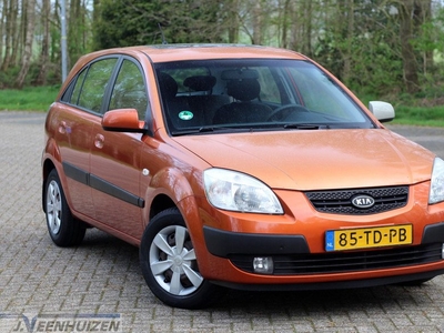 Kia Rio 1.4 X-tra | 2006 | schuif-kanteldak | Nwe APK |