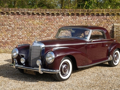 Mercedes-Benz 300-serie 300 S Coupé 