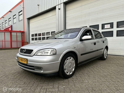 Opel Astra 1.6 Edition/Automaat/Airco/Cruise/ElekPakket/NAP