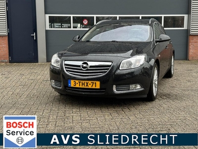 Opel Insignia Sports Tourer 2.0 CDTI Cosmo / Automaat / Panorama / Trekhaak / Climate