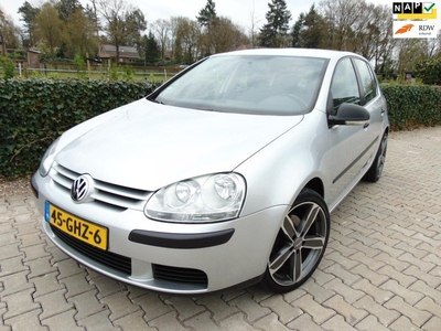 Volkswagen Golf 1.4 TSI Trendline 5-DRS. , Automaat , Airco / Cruise / Elec.Pakket / Isofix / 18-Inch Lm Velgen / Trekhaak.