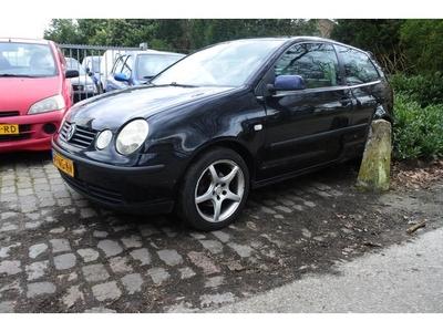 Volkswagen Polo 1.4-16V sport velgen apk 16-2-2025