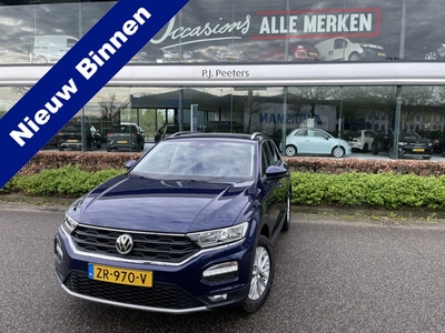 Volkswagen T-Roc 1.0 TSI Style Clim.Control - Cruise control - ParkS-V+A - Radio/USB/TEL - MFL-Stuurwiel - ML - LMV - CD+AB - Ramen E-V+A - Spiegels E-V+V - P-Assist