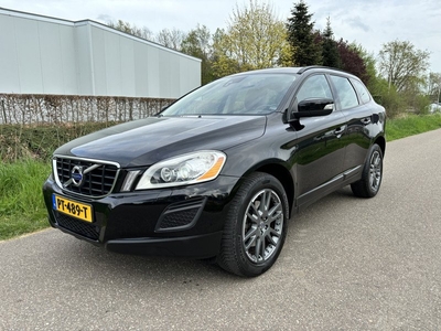 Volvo XC60 2.4D AWD Momentum / AUTOMAAT / CRUISE / NAVI / STOELVERW / INCL BTW / 178dkm!