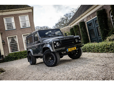 Land Rover Defender 2.5 90 Td5 Gerestaureerd - 6-Persoons - Geel Kenteken - INCL BTW