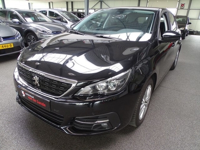 Peugeot 308 1.2 PureTech Executive, Navi, Pano, Ecc, Etc.