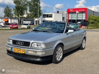 Audi Cabriolet - 1.8 5V nette auto met goed werkend dak.