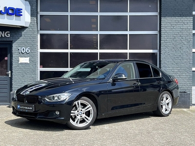 BMW 3-serie 320i High Executive, NW Model, Navi Prof, Leder, Xenon, Black optiek, Cruise, Pdc, ORG NL!!