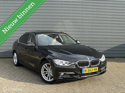 BMW 3-serie 325d Executive | Stoelverwarming | PDC |