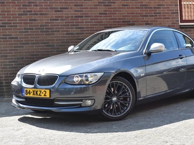 BMW 3-serie Coupé 320i Corporate Lease Mineralgrey Edition '12 Xenon Leder CLima Navi Cruise Inruil mogelijk