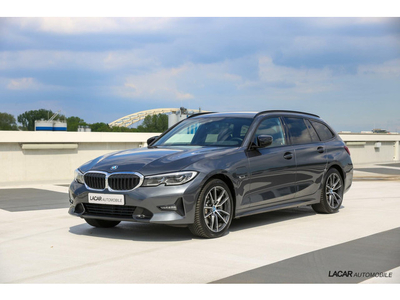 BMW 3-serie Touring 330e High Executive I Sport Line I Laser