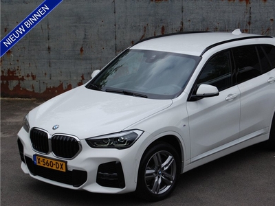 BMW X1 sDrive20i Exe / Facelift / M Pakket / 2020 / 32DKM!