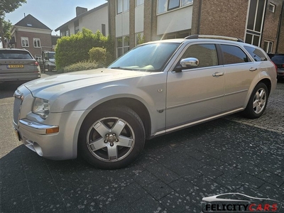 Chrysler 300C 3.5 V6 awd 4x4 navi leer 20 inch chroom