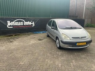 Citroen Xsara Picasso 1.6i Différence