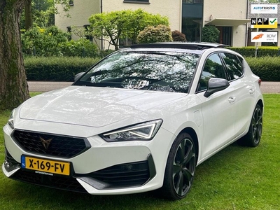 Cupra Leon 1.4 e-Hybrid VZ Adrenaline Apple Carplay VOL