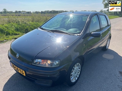 Fiat Punto 1.2-16V Emotion / 5 drs apk