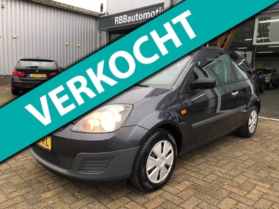 Ford Fiesta 1.3-8V Champion airconditioning elektrische pakket trekhaak stuurbekrachtiging cd-speler trekhaak