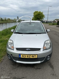 Ford Fiesta 1.4-16V Futura XL