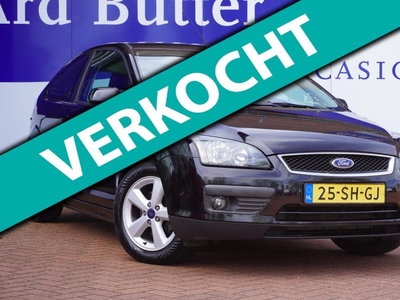 Ford Focus 1.6-16V Futura+Airco+Cruise+All-Seasons = TOP ONDERHOUDEN !!