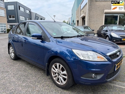 Ford Focus 1.6 Titanium 5 deurs