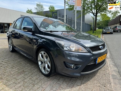 Ford Focus 2.5 Turbo ST 5 deurs, airco, elec pakket, mooie