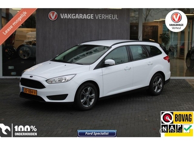 Ford Focus Wagon 1.0 Trend101PkTrekhaakNaviNapBoekjes