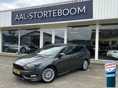 Ford FOCUS Wagon 1.5 ST-Line Bi-Xenon Navi Apple