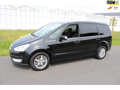 Ford Galaxy 2.0-16V Ghia 7 Persoons