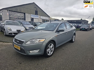 Ford Mondeo 2.0-16V Titanium NAV.+ Airco Bj:2008 NAP!