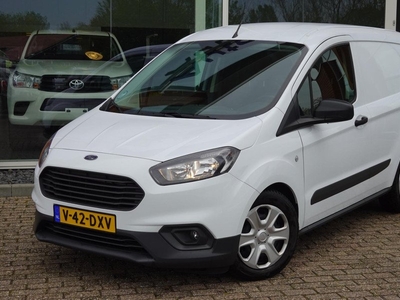 Ford TRANSIT COURIER 2022 Ford Transit Courier Gesloten bestelwagen Trend, 1.5 TDCi Diesel 75 PK,