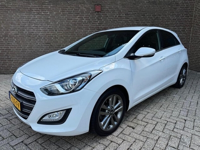 Hyundai I30 1.6 GDi 135pk Go! Navi Camera 17-Inch Led