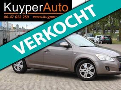 KIA CEE D Cee'd 1.6 X-ecutive NETTE AUTOMAAT NAP CLIMA